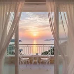 Lilac Aparthotel 5*